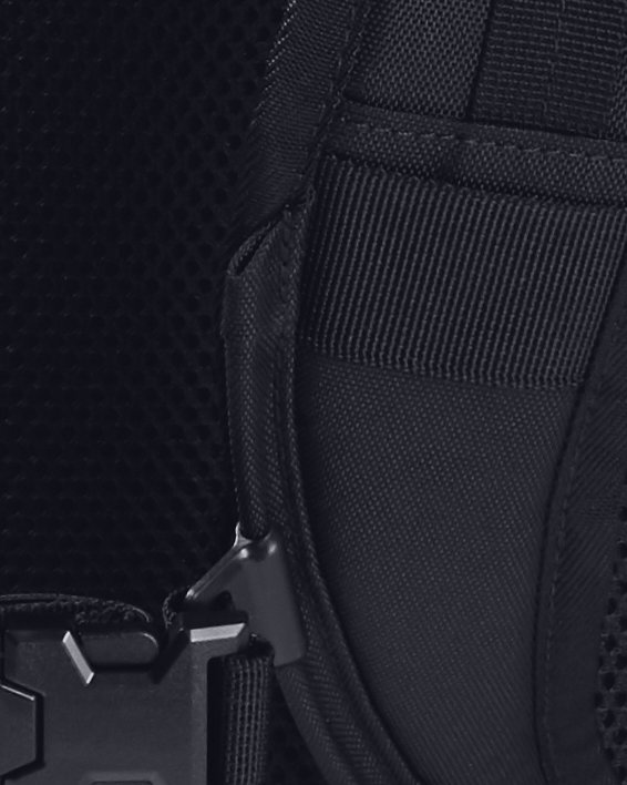 Under Armour UA Contain Backpack. 3