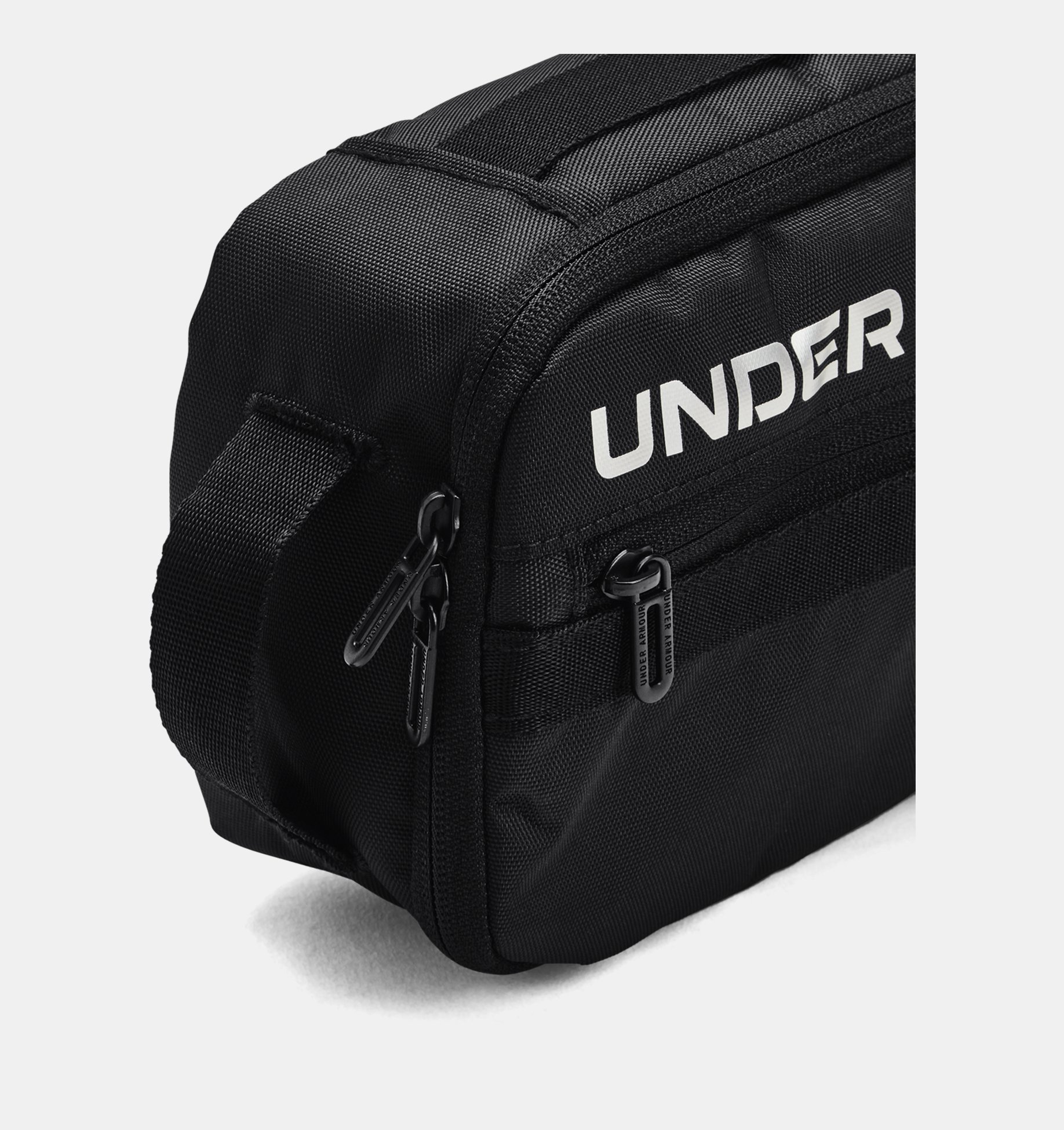 Unisex UA Contain Travel Kit