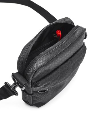 UA Loudon Ripstop Crossbody Under Armour