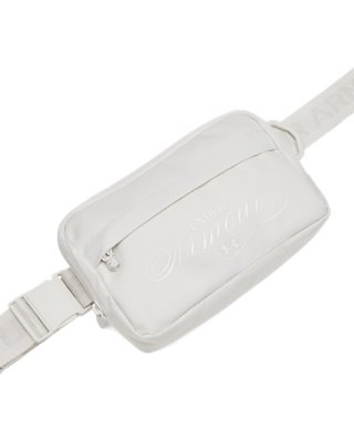 UA 에센셜 image number 0