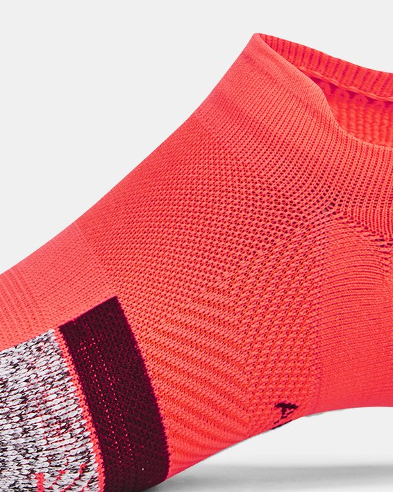 Men's UA ArmourDry™ Pro Ultra Low Tab 2-Pack Training Socks image number 3
