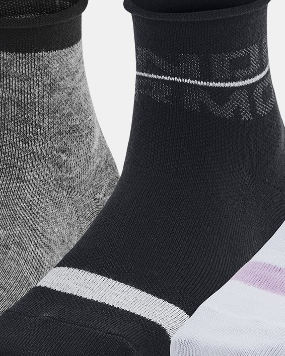 Women's UA Essential 3-Pack Quarter Socks in Black image number 0