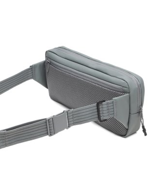 UA Triumph image number 1