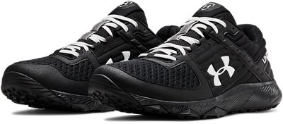 under armour men's yard trainer baseball shoe