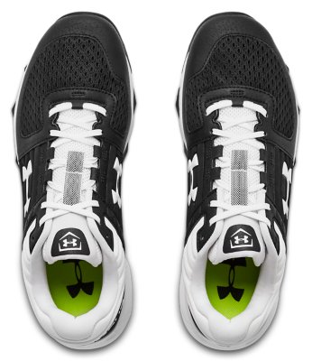 baseball cleats for wide feet