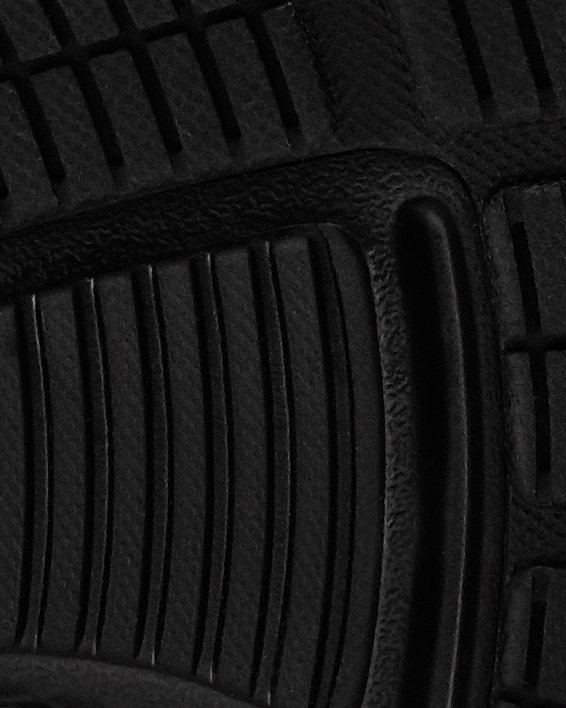 Men's UA Charged Assert 8 Running Shoes, Black, pdpMainDesktop image number 4