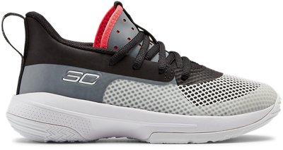 boys under armour basketball sneakers