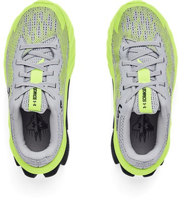 boys running shoes size 3