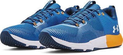 men's ua charged engage training shoes