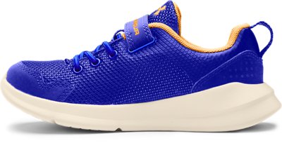 under armour boys shoes