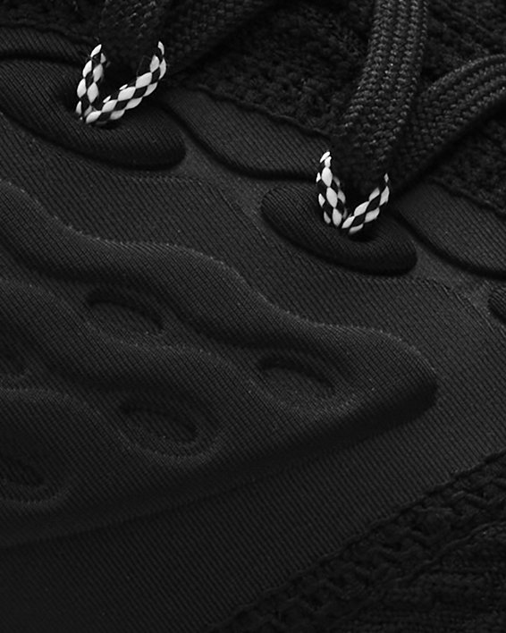 Men's UA HOVR™ Phantom 2 Running Shoes in Black image number 0
