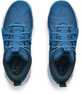 blue and white basketball shoes