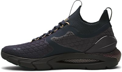 sports shoes for men near me