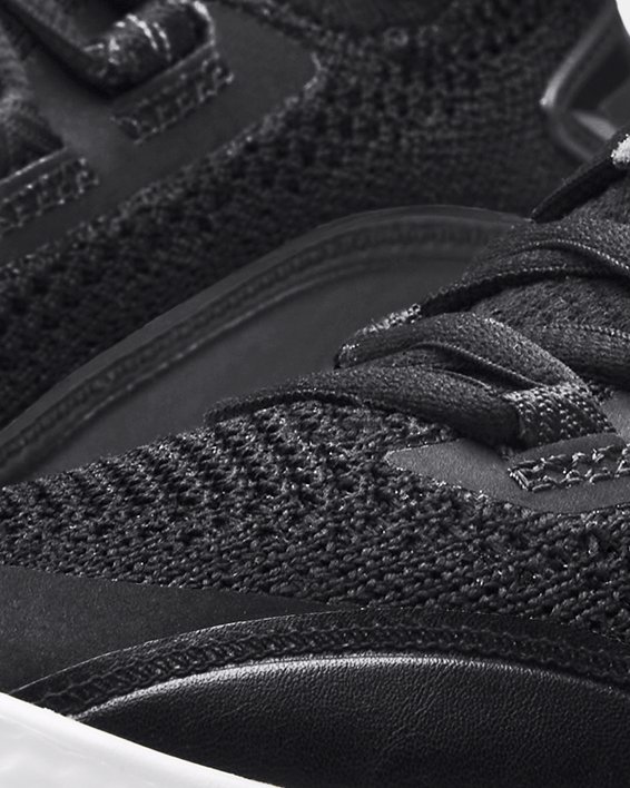 Grade School Curry Flow 8 Basketball Shoes, Black, pdpMainDesktop image number 3