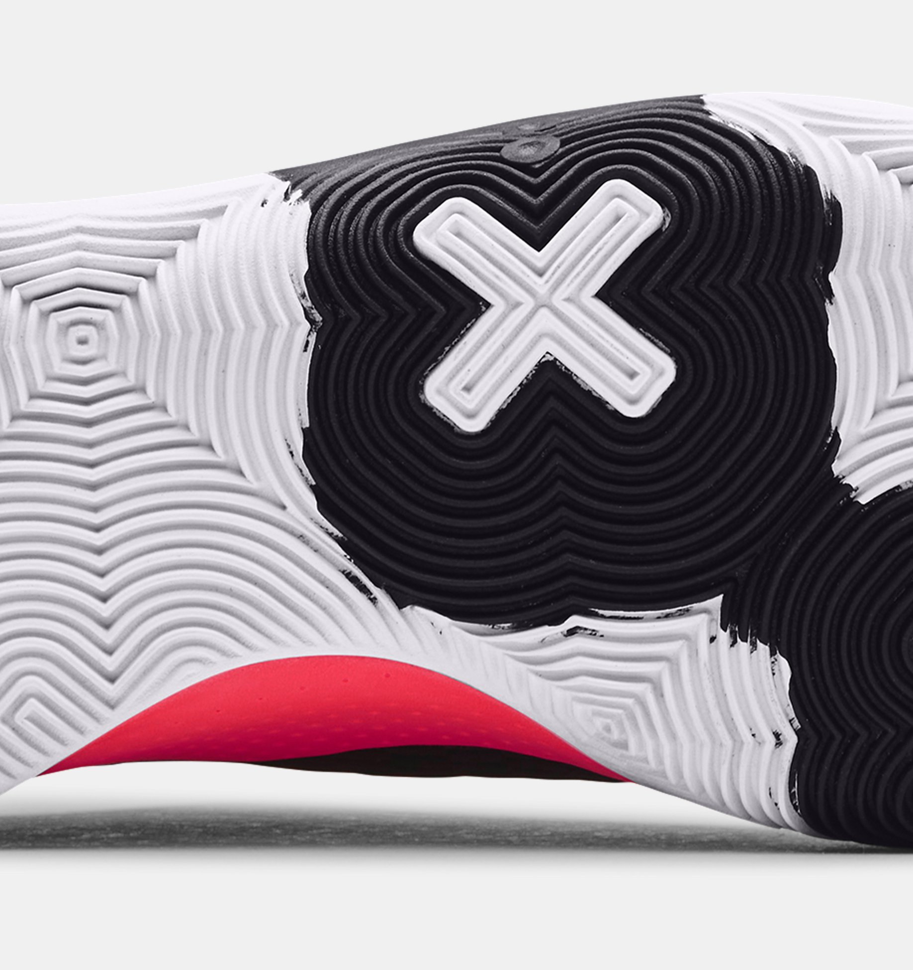 https://underarmour.scene7.com/is/image/Underarmour/3023738-002_SOLE?rp=standard-30pad|pdpZoomDesktop&scl=0.50&fmt=jpg&qlt=85&resMode=sharp2&cache=on,on&bgc=f0f0f0&wid=1836&hei=1950&size=850,850