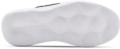 รองเท้าวิ่ง UA Runplay สำหรับเด็กผู้ชายวัยประถม image number 4