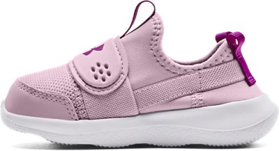 Under Armour Girls' Infant UA Runplay Shoes. 2