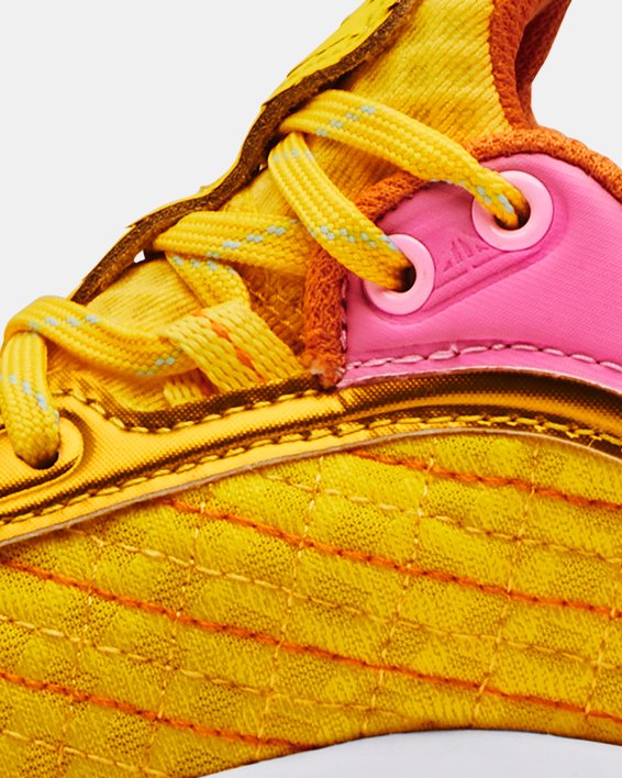 Pre-School Curry 9 Basketball Shoes, Yellow, pdpMainDesktop image number 1