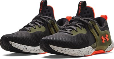 Tenis para Entrenar UA HOVR&trade; Apex 3 para Hombre, Gray, pdpMainDesktop image number 3