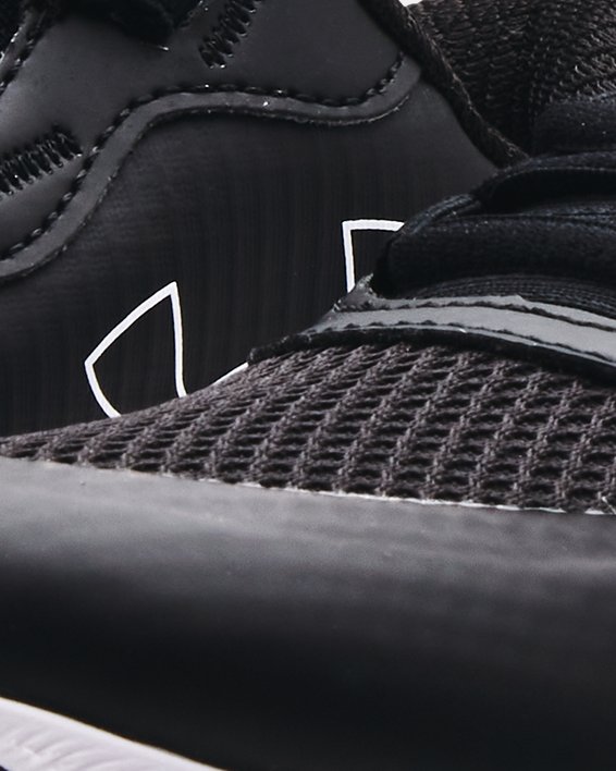 Men's UA HOVR™ Sonic STRT Shoes, Black, pdpMainDesktop image number 3