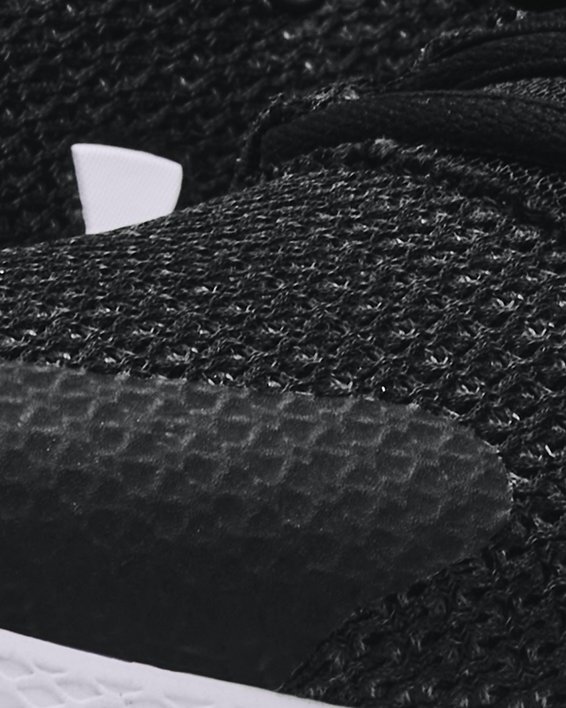 Men's UA Charged Rogue 2.5 Running Shoes, Black, pdpMainDesktop image number 3