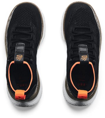 Grade School Curry Flow 8 Basketball Shoes image number 2