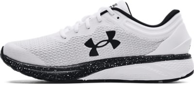 남성 UA 차지드 이스케이프 3 빅 로고 러닝화 image number 1