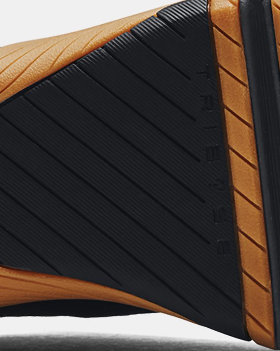 Men's UA TriBase™ Reign 4 Training Shoes, Black, pdpMainDesktop image number 4