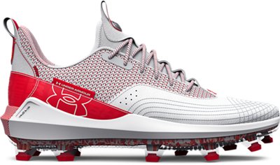 men's red baseball cleats