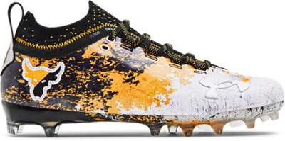 under armour men's spotlight le football cleats
