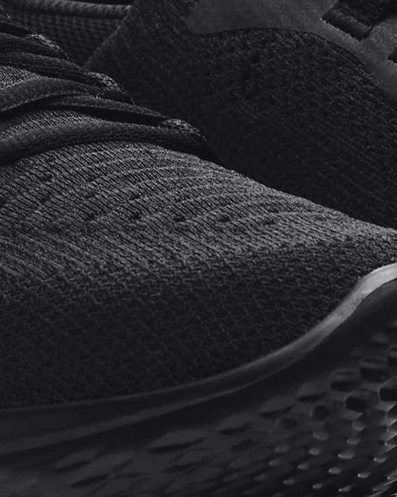 Men's UA Flow Dynamic Training Shoes, Black, pdpMainDesktop image number 3