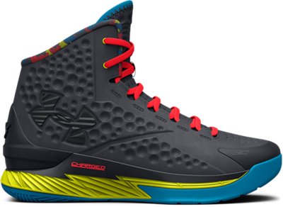 Grade School Curry Printed Basketball Shoes - Main Image