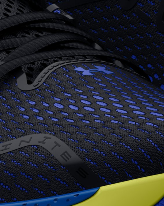 Men's UA HOVR™ Infinite 5 Running Shoes, Black, pdpMainDesktop image number 3