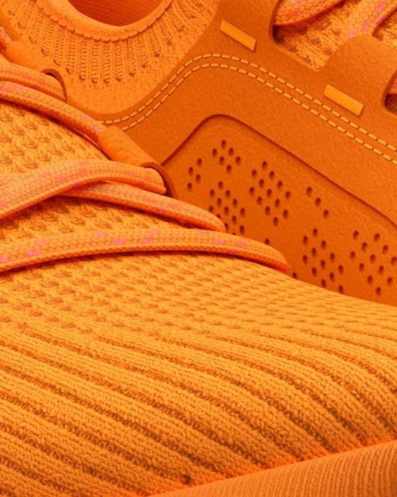 Men's UA HOVR™ Phantom 3 SE Suede Running Shoes in Orange image number 3
