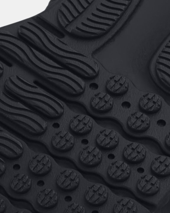 Zapatillas de running UA Surge 4 AC para niño pequeño, Black, pdpMainDesktop image number 4