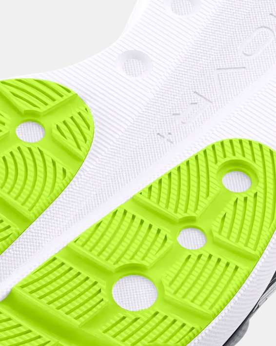 Men's UA Infinite Pro Running Shoes, White, pdpMainDesktop image number 4