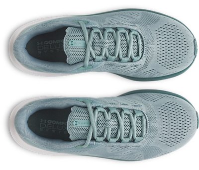 UA Pursuit 4 à grand logo