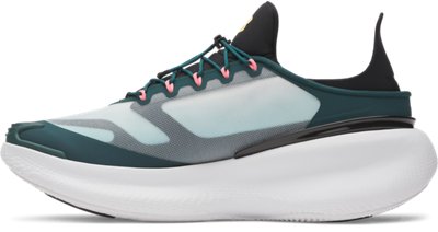 UA Nova SlipSpeed™