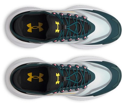 UA Nova SlipSpeed™