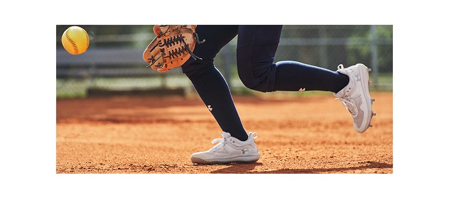 Zapatos under armour softball 80 deals