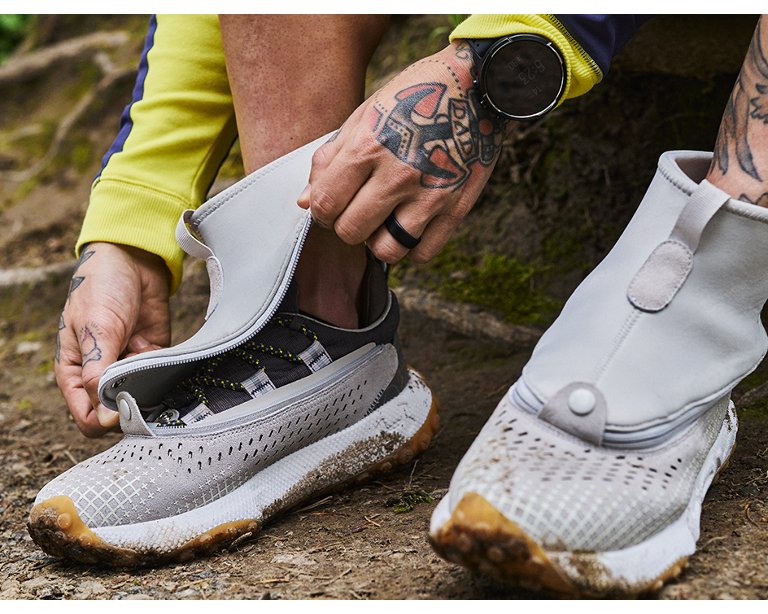 Under Armour Unisex UA HOVR Summit Fat Tire Delta Running Shoes