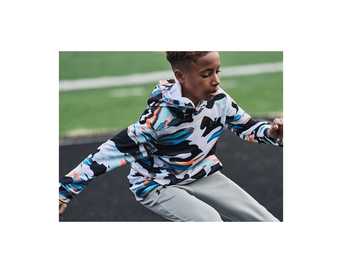  Under Armour Boys ArmourFleece 1/4 Zip, (001) Black / / Black,  Youth X-Small: Clothing, Shoes & Jewelry