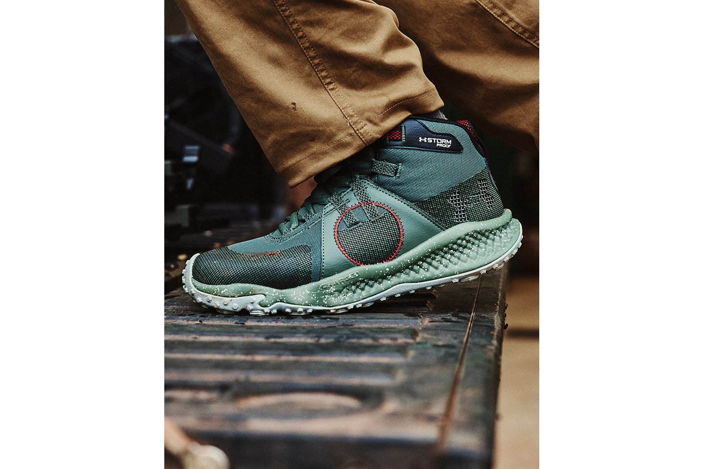 FW23_AMR_OUTDOOR_FOOTWEAR_ChargedMavenTrekWP_4_5