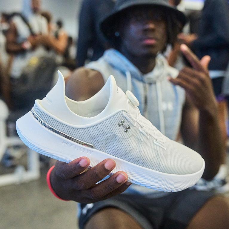 Sportbekleidung, Sportschuhe & Zubehör | Under Armour DE