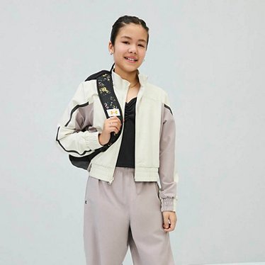 FW24_DTC_BackToSchool_Wayfind_ShopByAge_Site_1_1_Middle