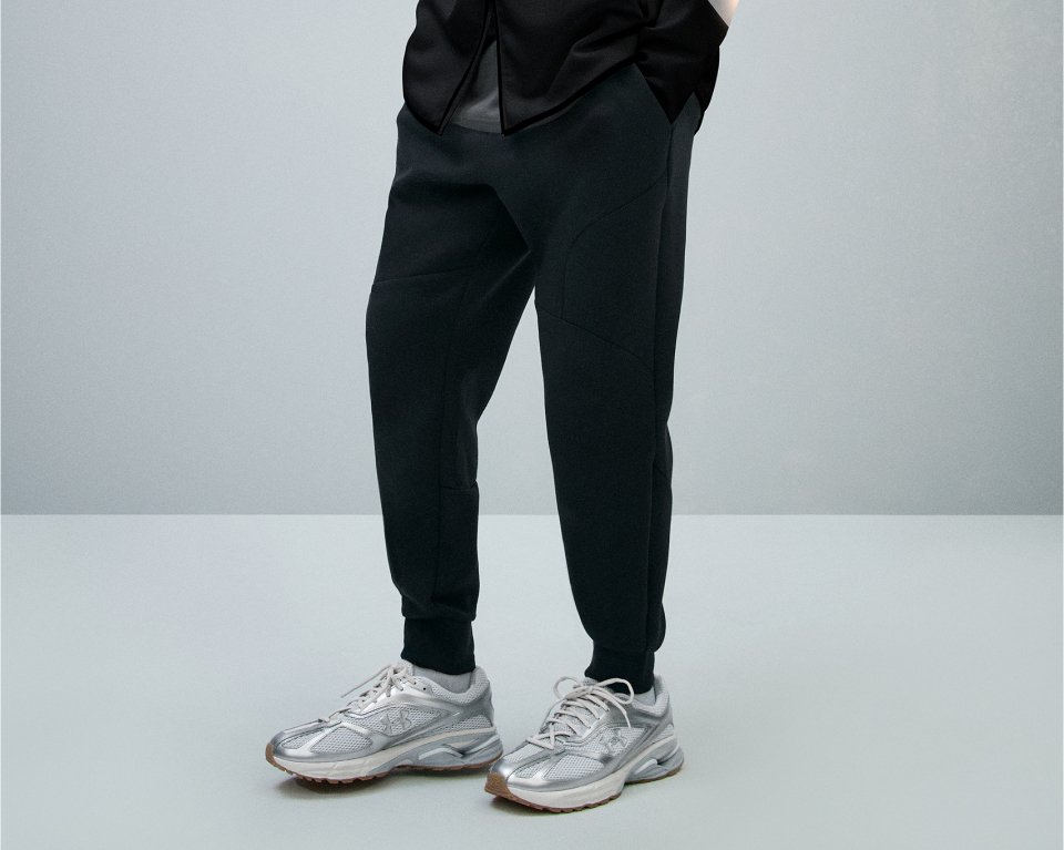 FW24_Omni_DTC_Wayfinding_Bottoms_Site_5_4_M_8