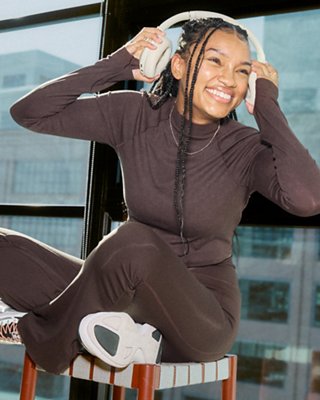 UA Meridian Suede Effect