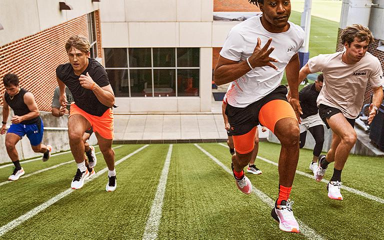 What to Wear Running in Winter - Under Armour AU