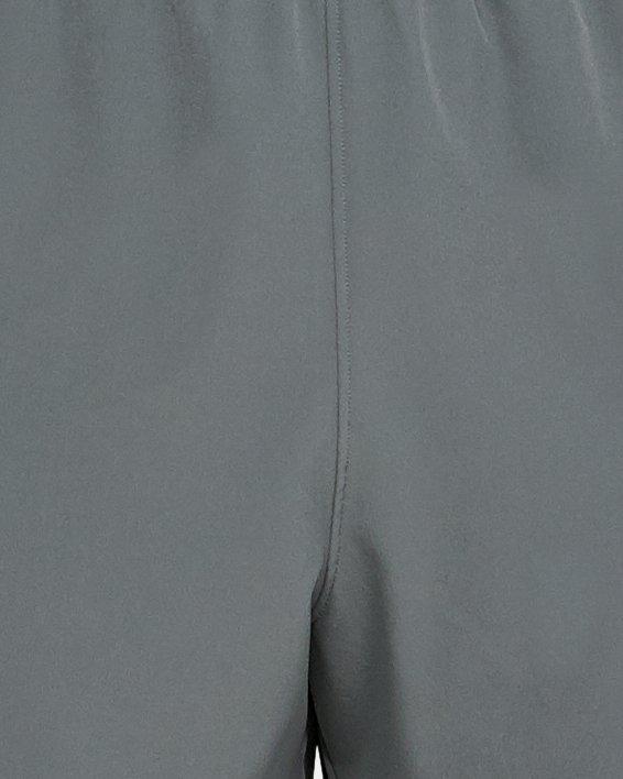 男士UA Qualifier WG Perf 5英寸短褲 in Gray image number 4