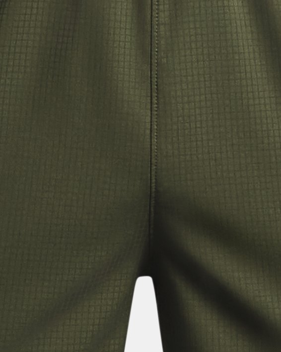 กางเกงขาสั้น UA Launch 7'' Graphic สำหรับผู้ชาย in Green image number 6